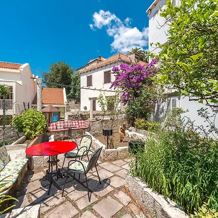 Pedrini Bed & Breakfast 3*