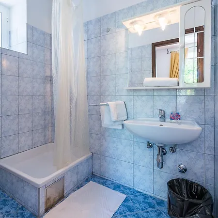 Pedrini Bed & Breakfast 3*